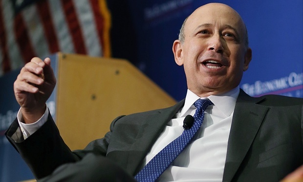 Goldman Sachs CEO Lloyd Blankfein takes 4% cut in compensation for 2015